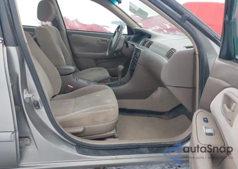 2001 Toyota Camry Ce from USA, damaged, VIN 4T1BG22K11U081529